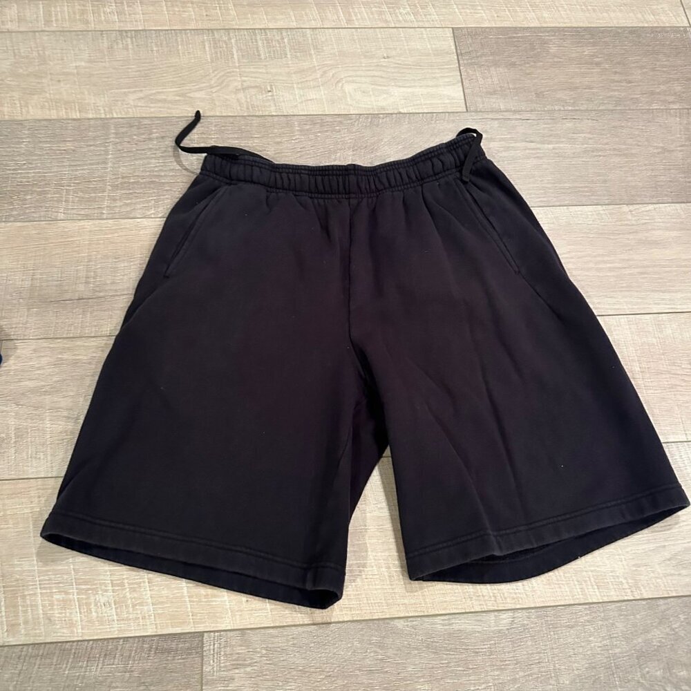 ATHLETIC WORKS MENS GYM JOGGING SHORTS SIZE MEDIUM 32-34 3 PAIR - Picture 4 of 11